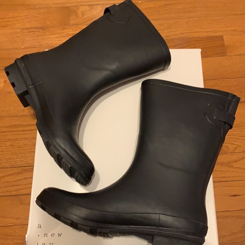 A New Day - Mid Calf Black Rubber Rain Boots